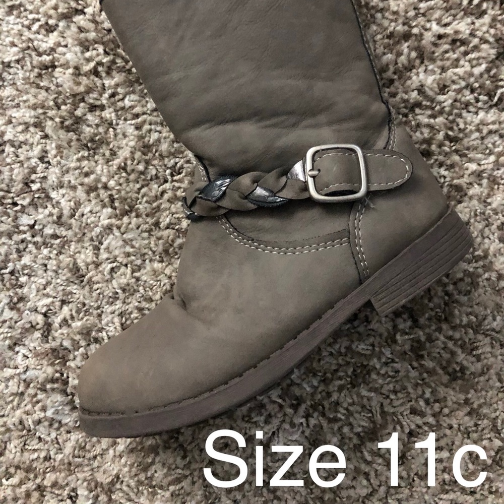 Toddler girls boots 11c, EUC, slight wear on toes